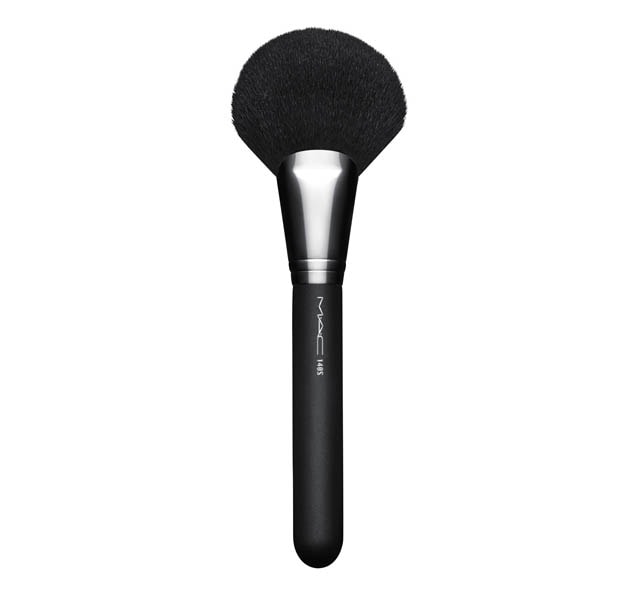 140S Full Fan Brush | MAC Cosmetics - Official Site